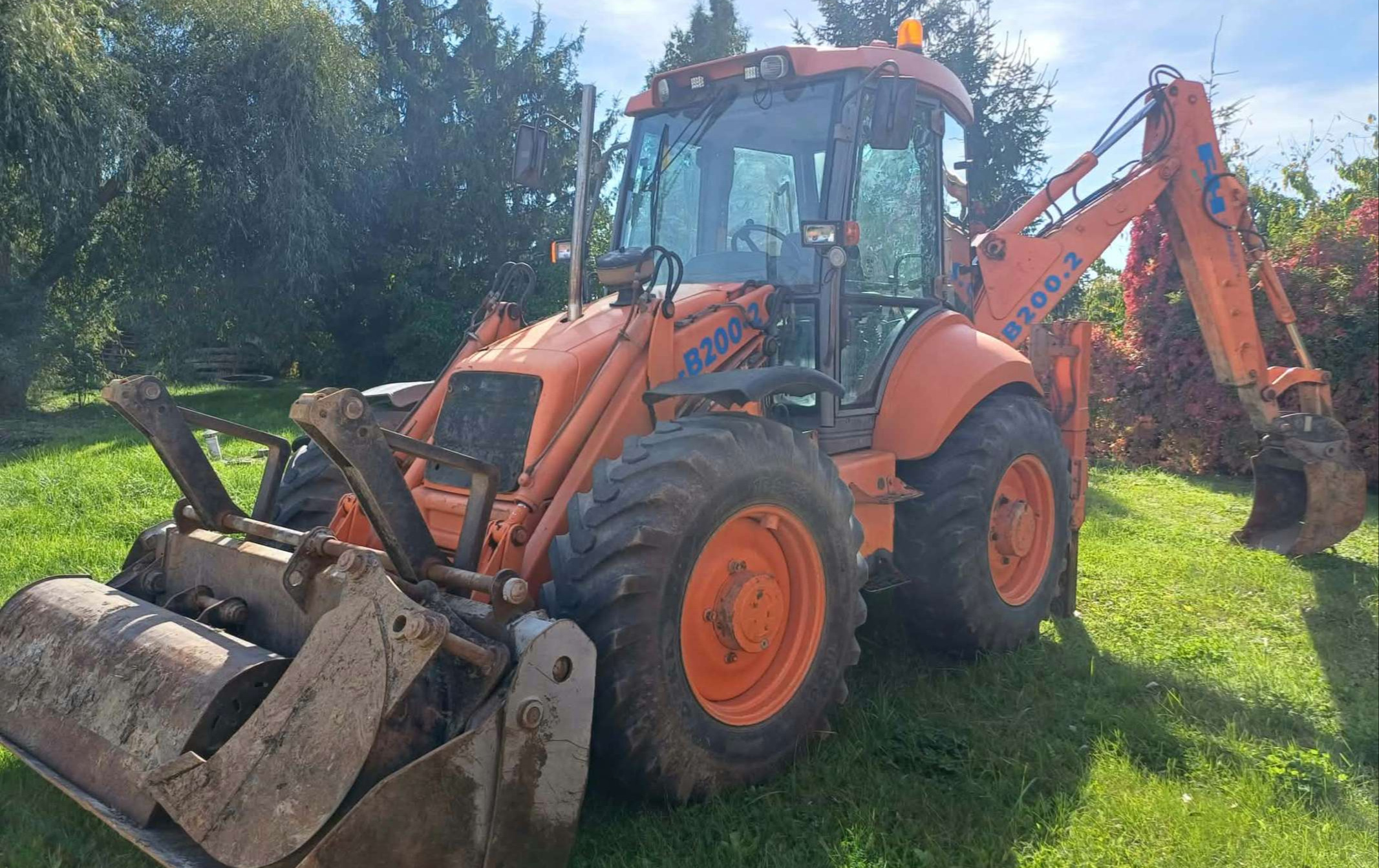 Zdjęcie do Przetarg na sprzedaż koparko &ndash; ładowarki FIAT HITACHI FB 200
